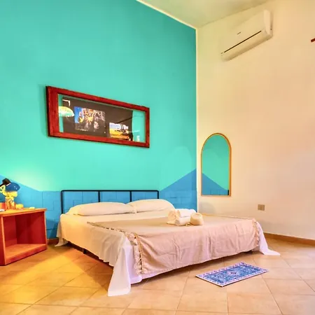 Con Colazione A 2 Passi Dal Mare Bed and breakfast *